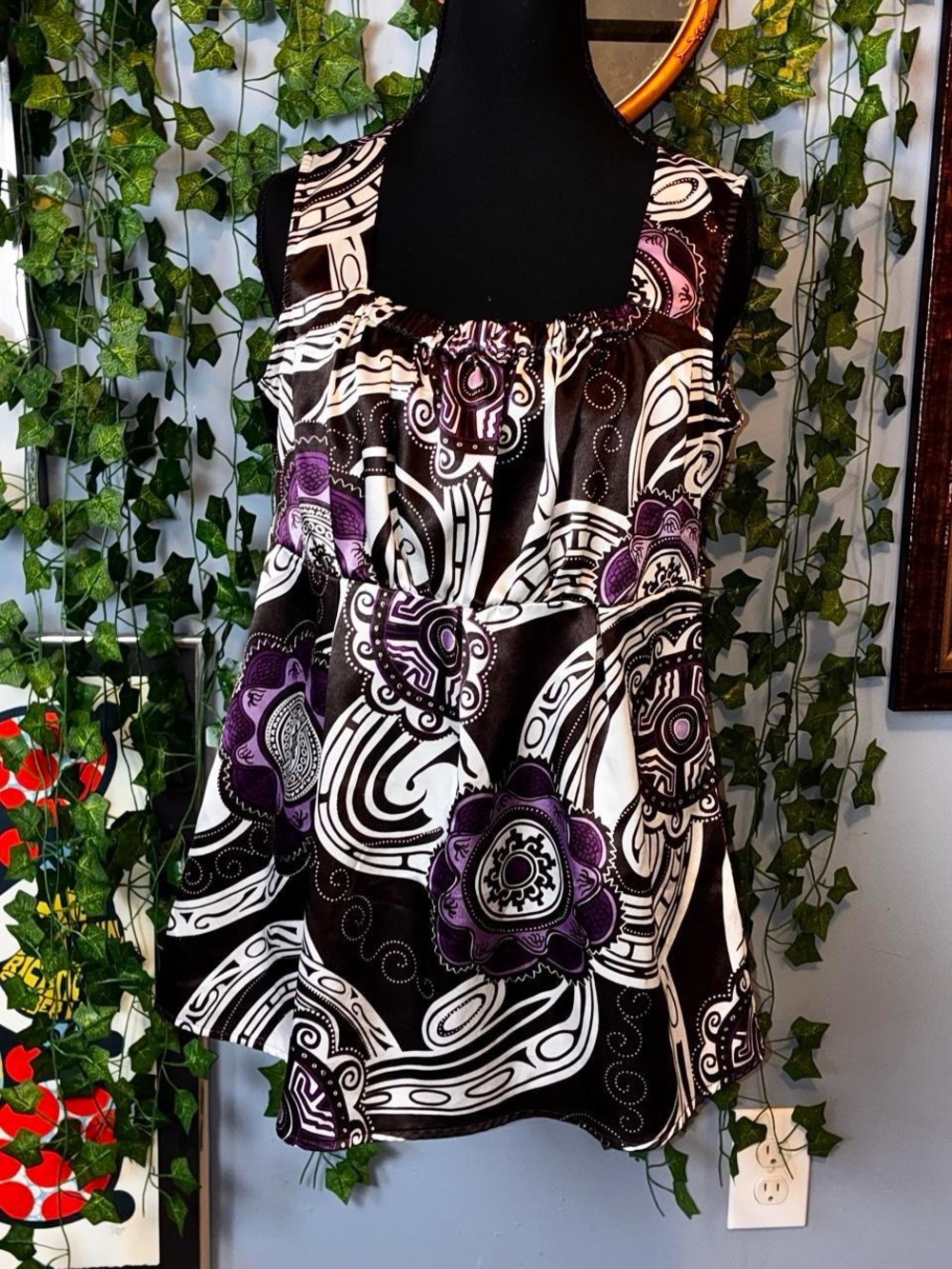 Y2K Vintage Silky Square Neck Purple & Black Paisley Tank Top (Small)